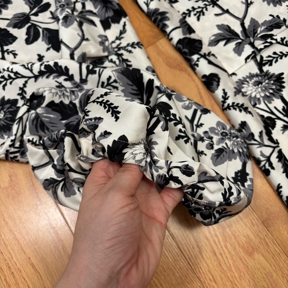 Anthropologie Maeve Silky Parachute Pants - Picture 10 of 15